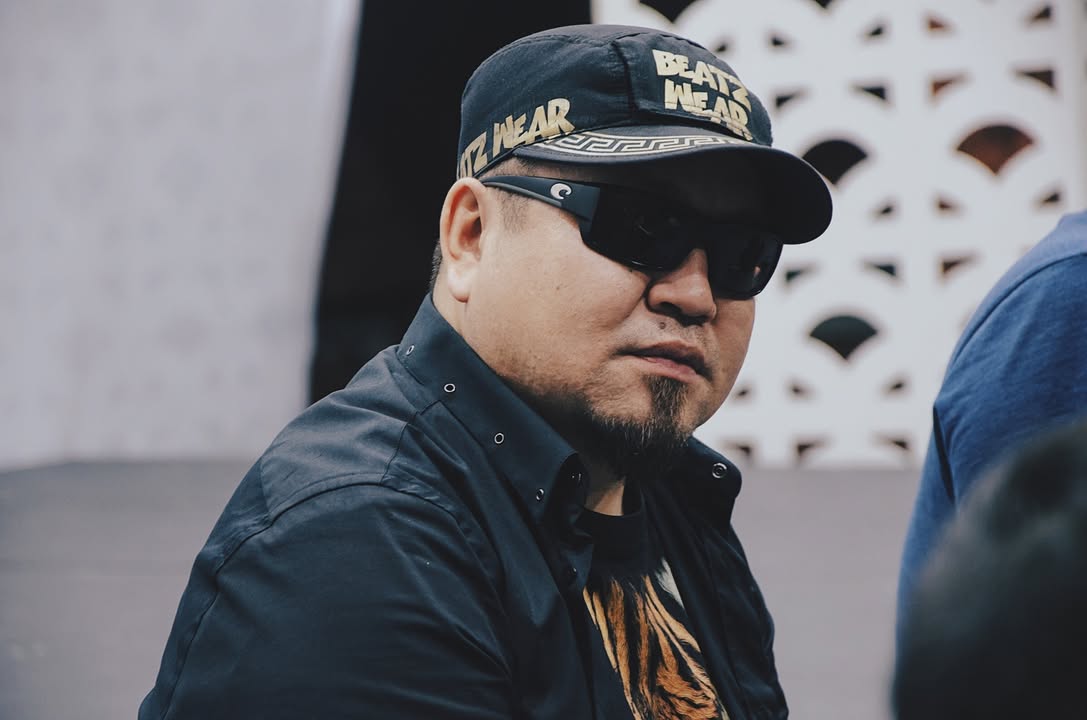 MC Beatz: Фэйсбүүкийг хаах нь Монголын цахим орчны асуудлыг шийдэх нэг арга байж болох юм MC Beatz: Фэйсбүүкийг хаах нь Монголын цахим орчны асуудлыг шийдэх нэг арга байж болох юм